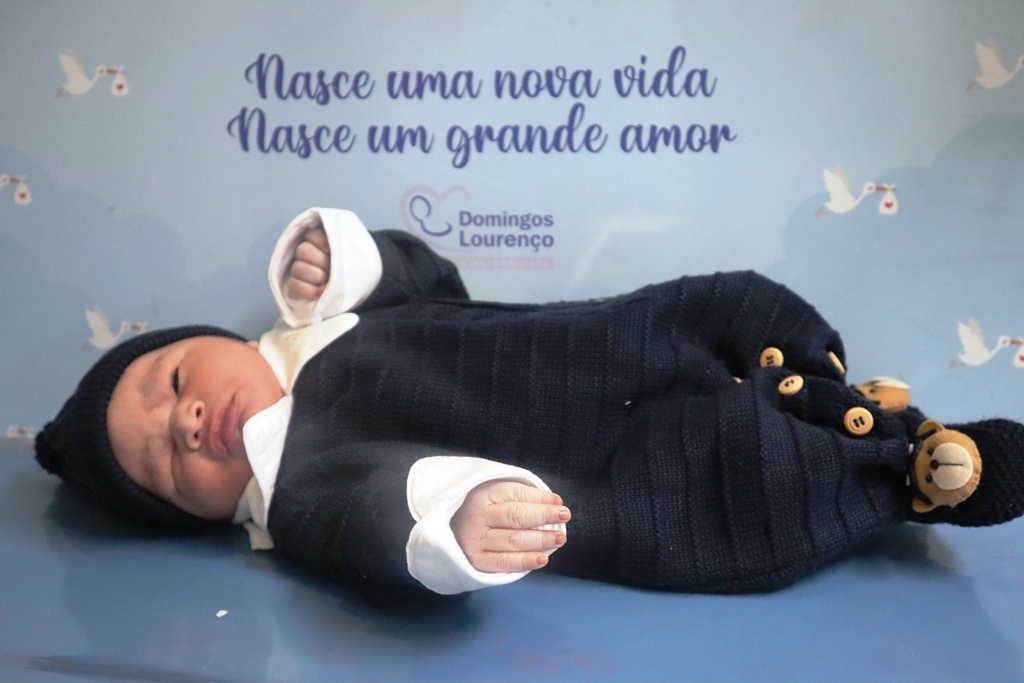 Thomás